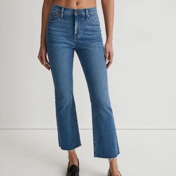 Madewell Kick Out Crop Jeans •33• Raw Hem Edition NI962 Cherryville Wash *NWT* - Picture 1 of 3